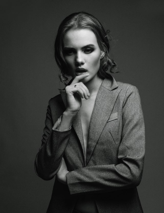 azamat-zhanisov-1270092-unsplash-min